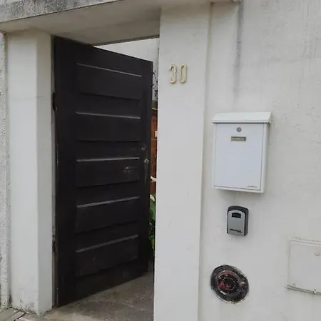 Apartman Barra Beach House 2 *