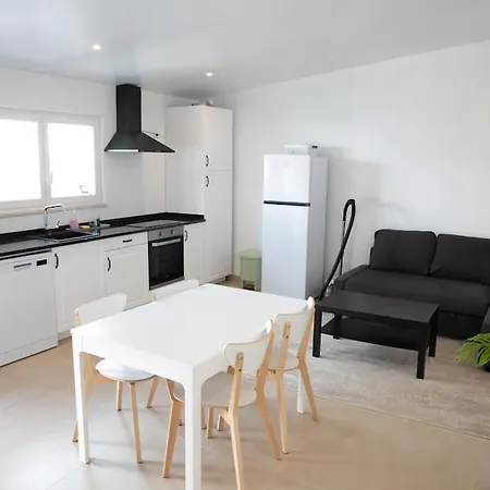 Barra Beach House 2 *